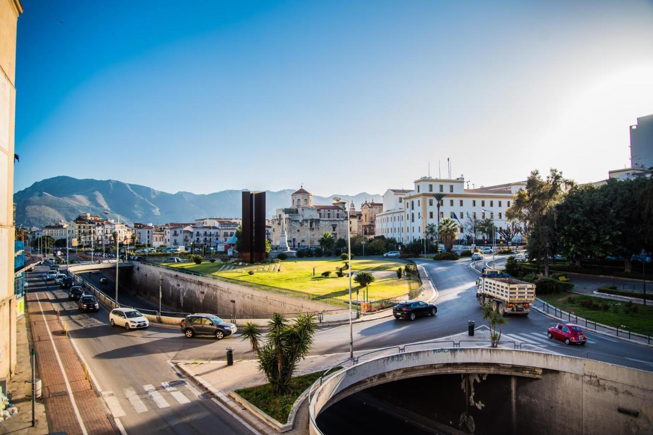 Porta Aragonese Luxury Rooms Palermo Exterior foto